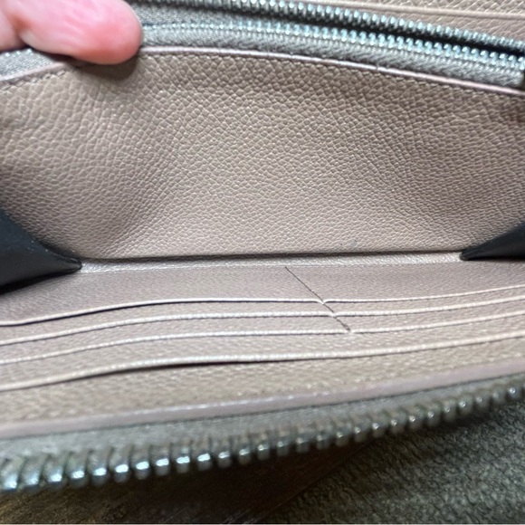 Saint Laurent Round Zipper Long Wallet - Picture 12 of 16